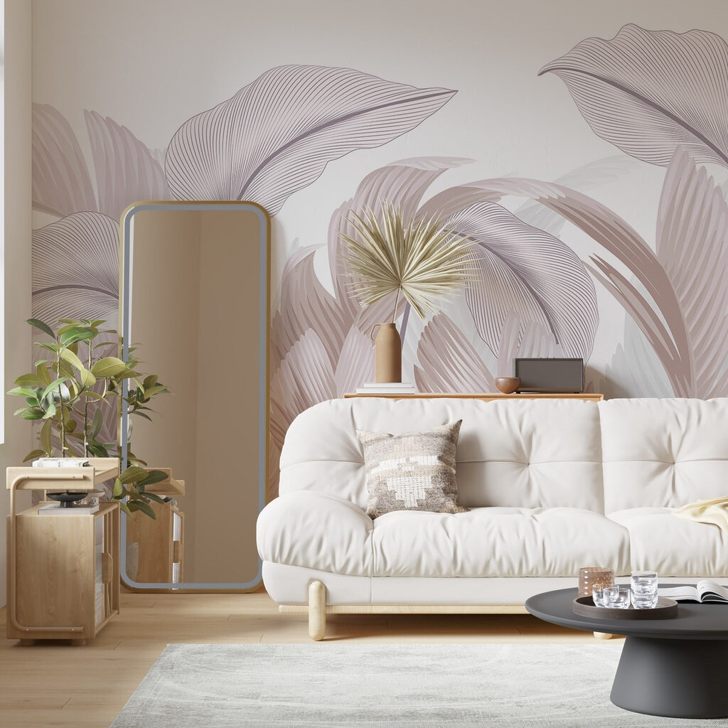 Geschwungene Tropenblätter in einem Interieur