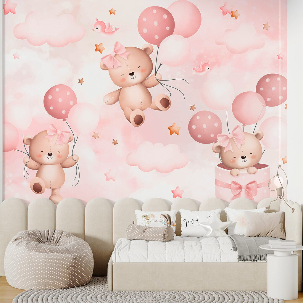 Bärchen mit rosa Ballons in einem Interieur