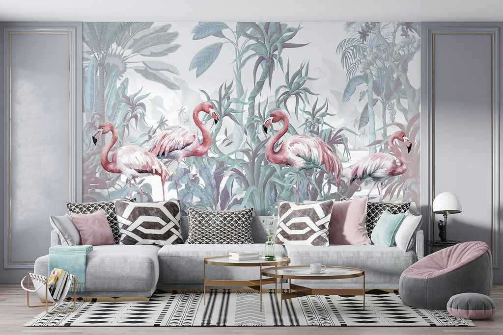 Flamingos zwischen Palmen in einem Interieur