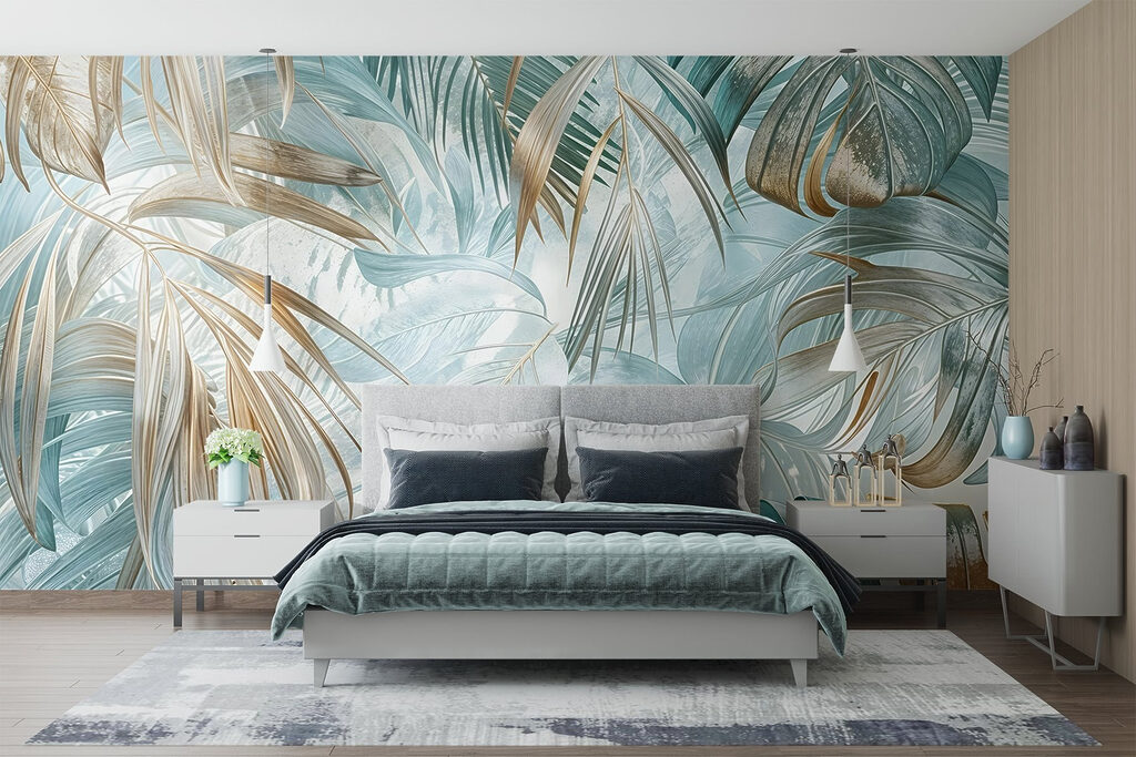 Palmblätter mit Türkisglanz in einem Interieur